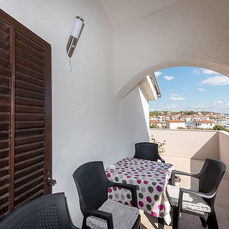 Apartment Lavanda Jezera Εξωτερικό φωτογραφία