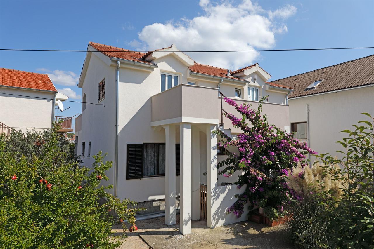 Apartment Lavanda Jezera Εξωτερικό φωτογραφία
