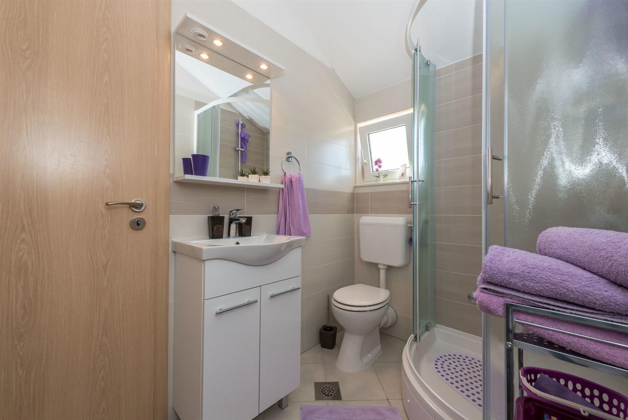 Apartment Lavanda Jezera Εξωτερικό φωτογραφία