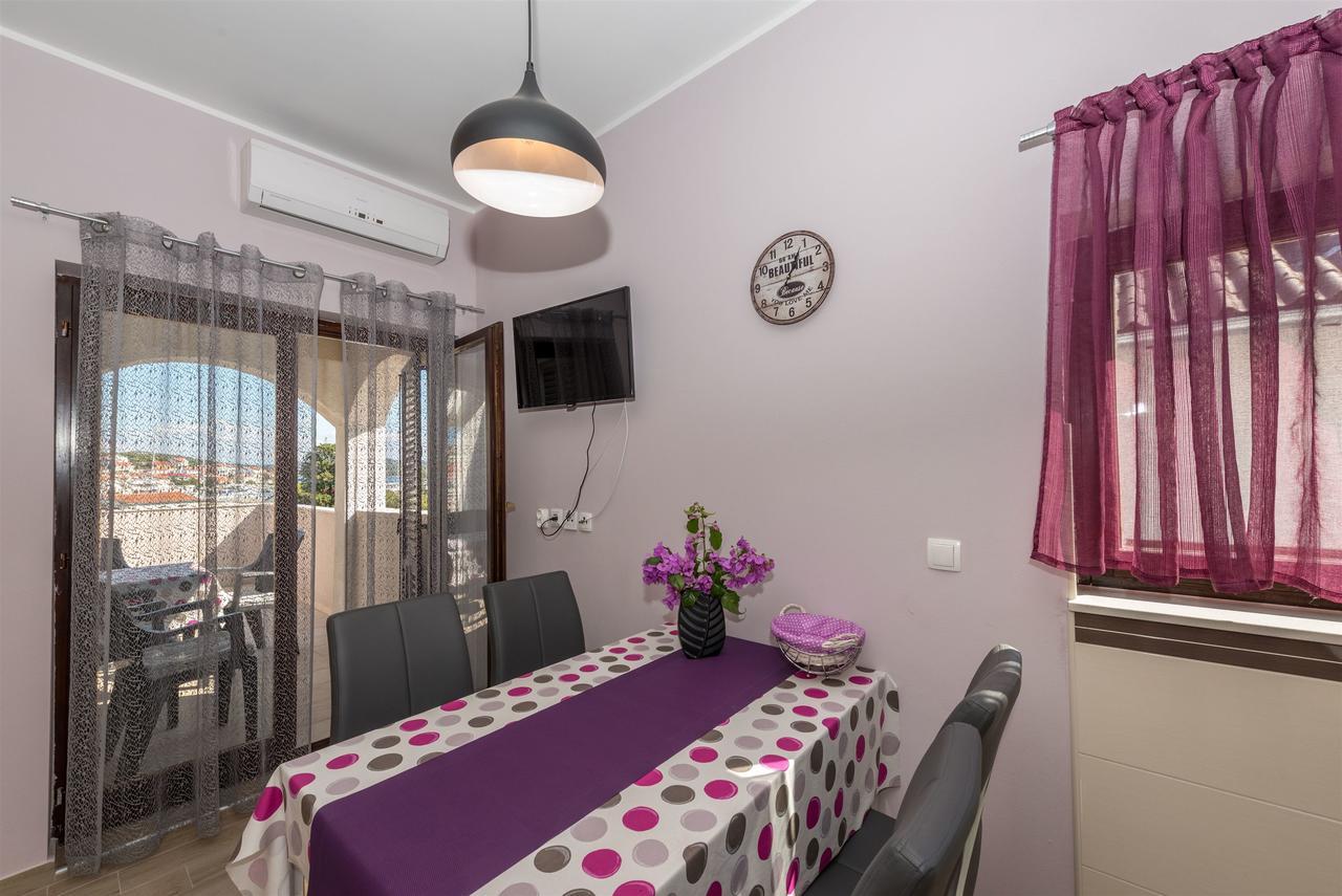 Apartment Lavanda Jezera Εξωτερικό φωτογραφία